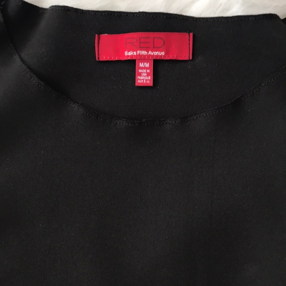 RED from Saks 5th Avenue. Raw hem blouse in black - Picture 4 of 7